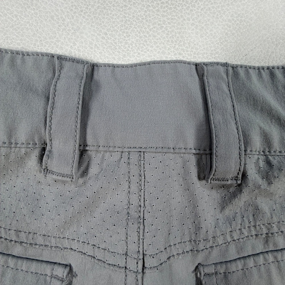 Huk Waypoint Mens Large Fishing Cargo Shorts Gray Recycled Blend Stretch Size 36 - Picture 13 of 14